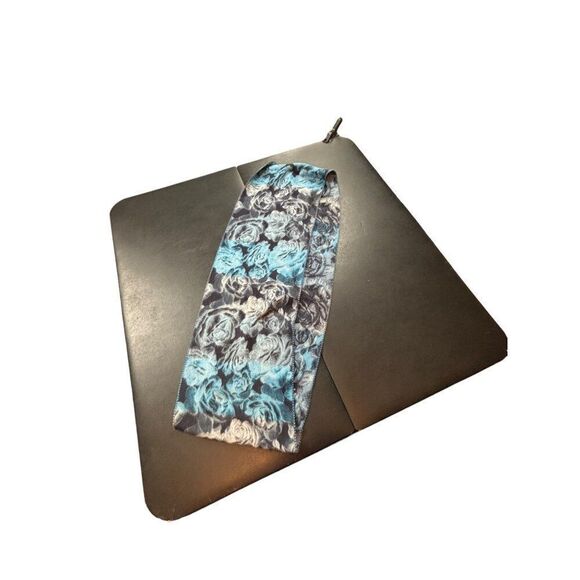 V Fraas Floral Infinity Scarf 100% Acrylic Made In Germany - Picture 3 of 9